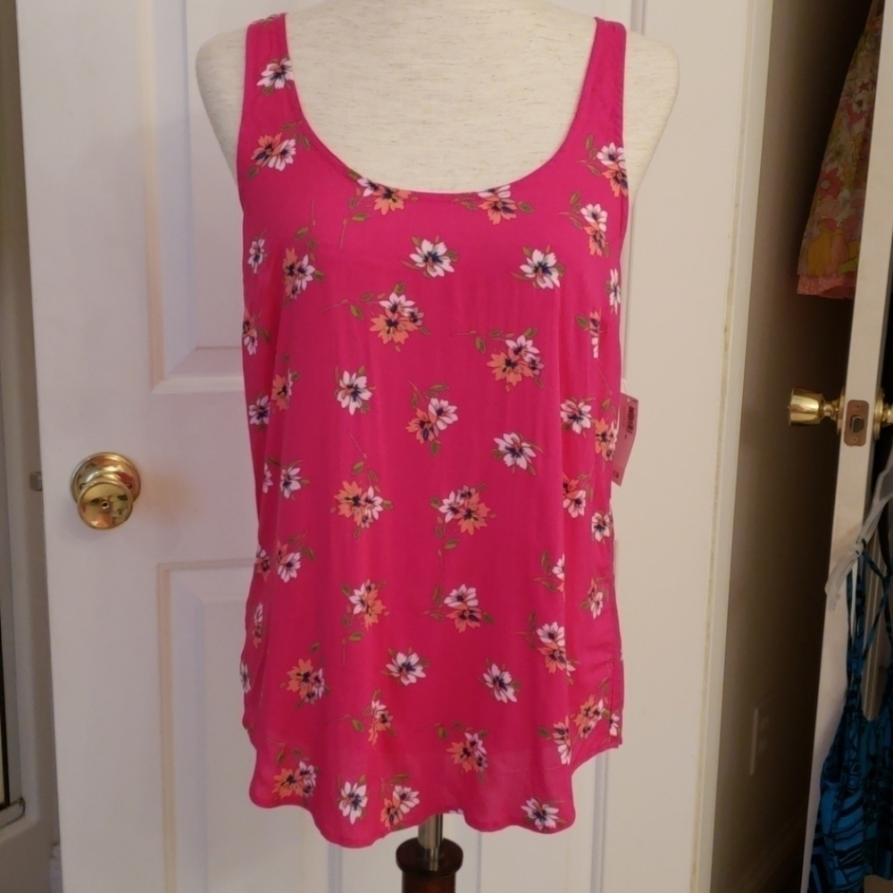 Old Navy Floral Tank NWT